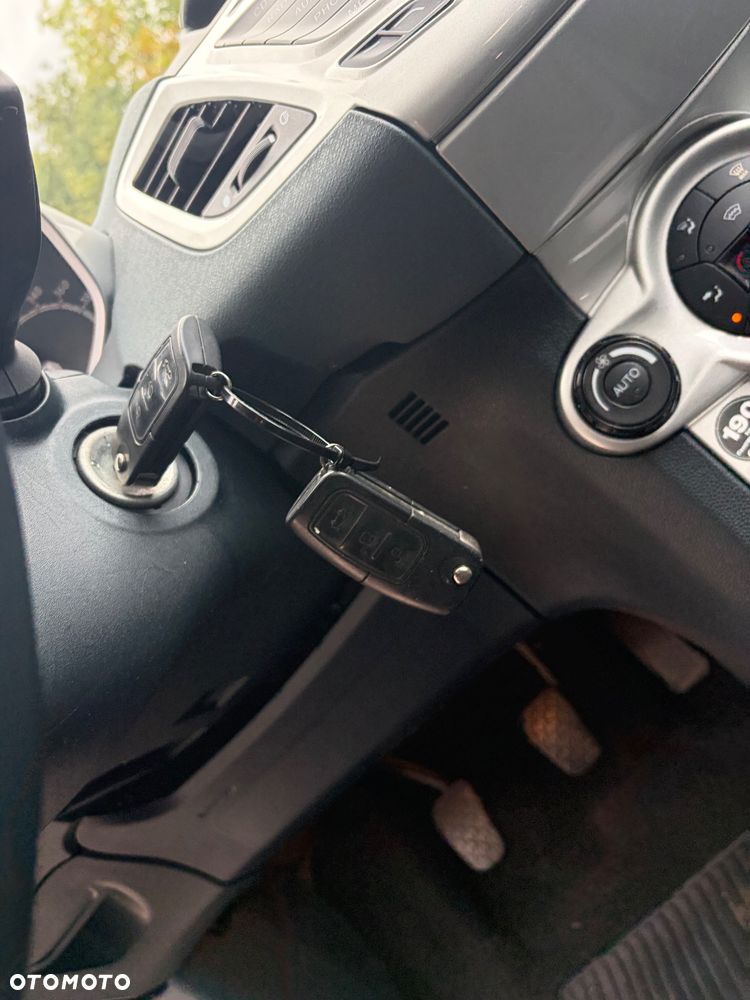 Ford Fiesta 1.25 Titanium - 35