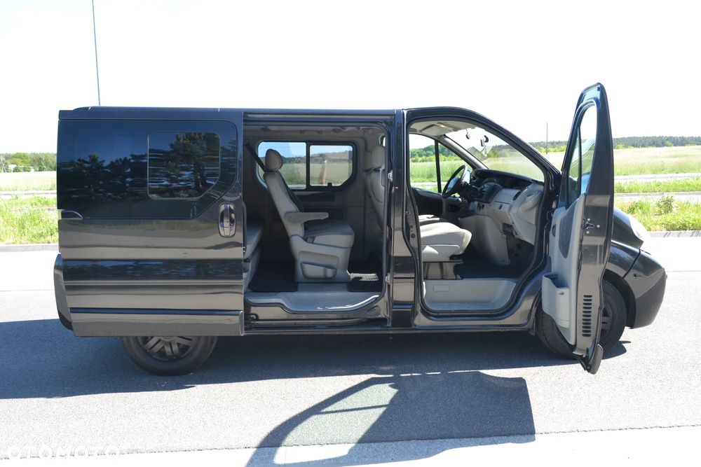 Renault Trafic Passenger Expression - 5