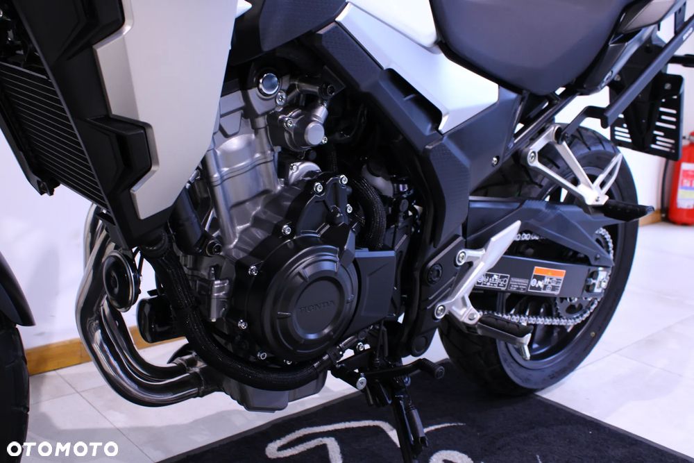 Honda CB - 23