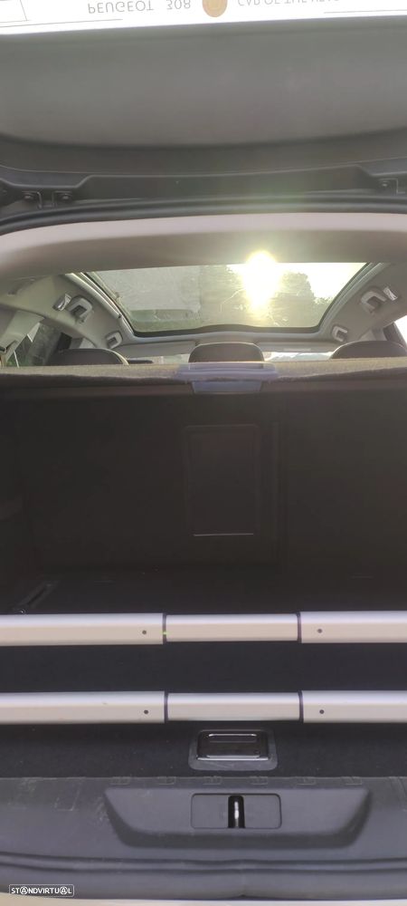 Peugeot 308 1.6 e-HDi Allure - 18