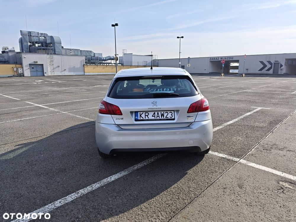 Peugeot 308 - 3
