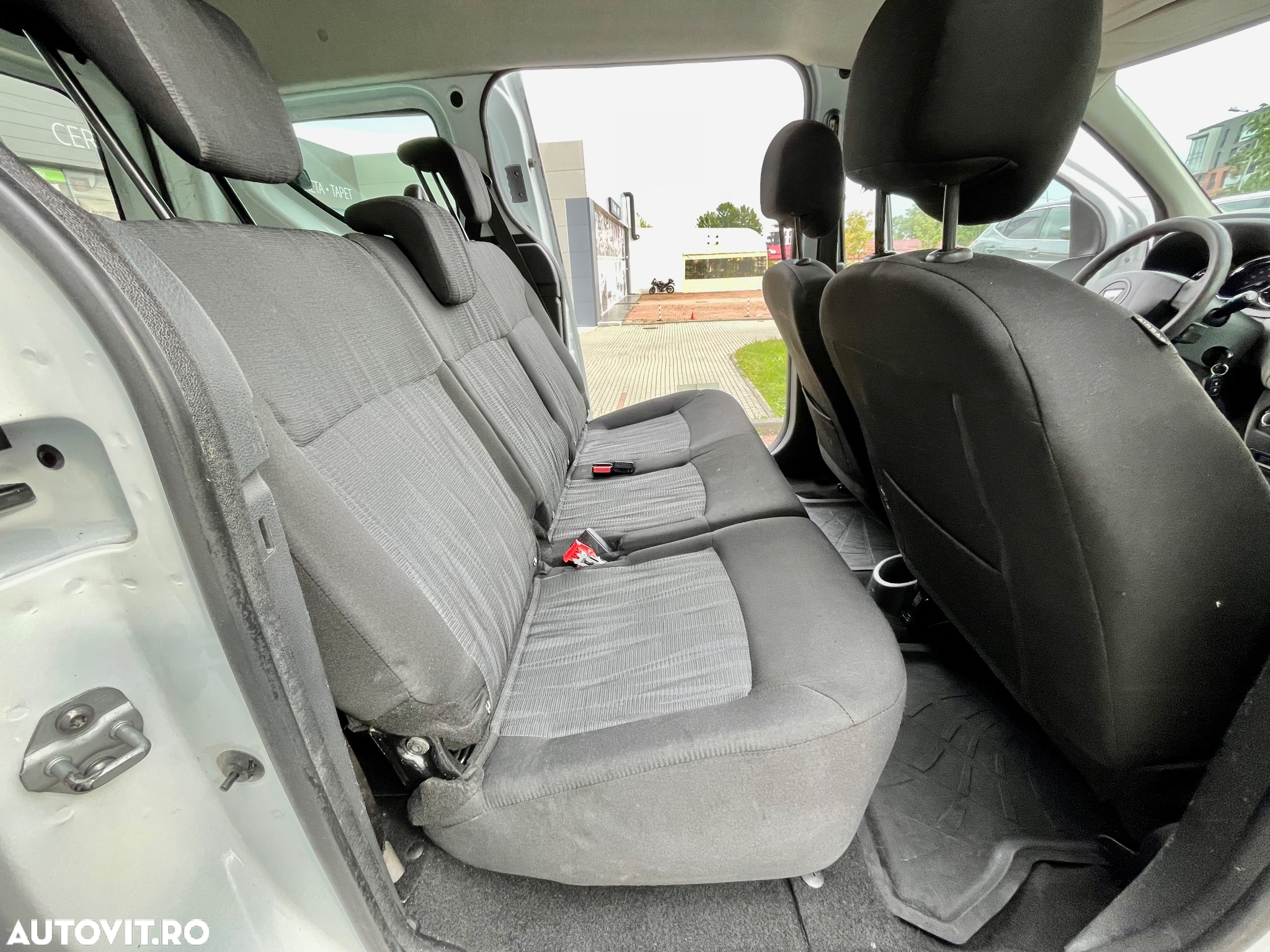 Dacia Dokker 1.5 dCi 75 CP Laureate - 6