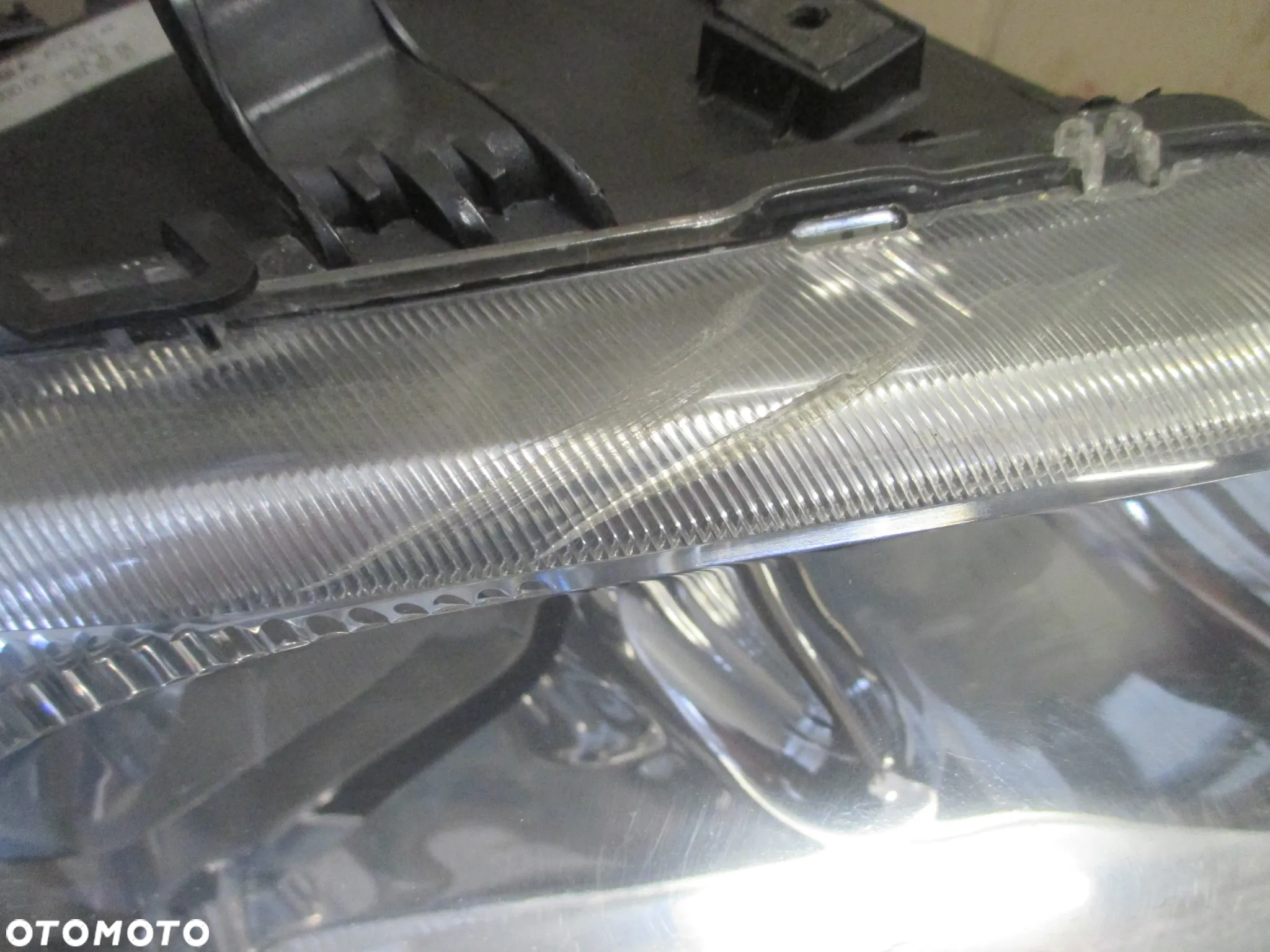 Lampa prawa CHRYSLER VOYAGER ZKW EUROPA - 3