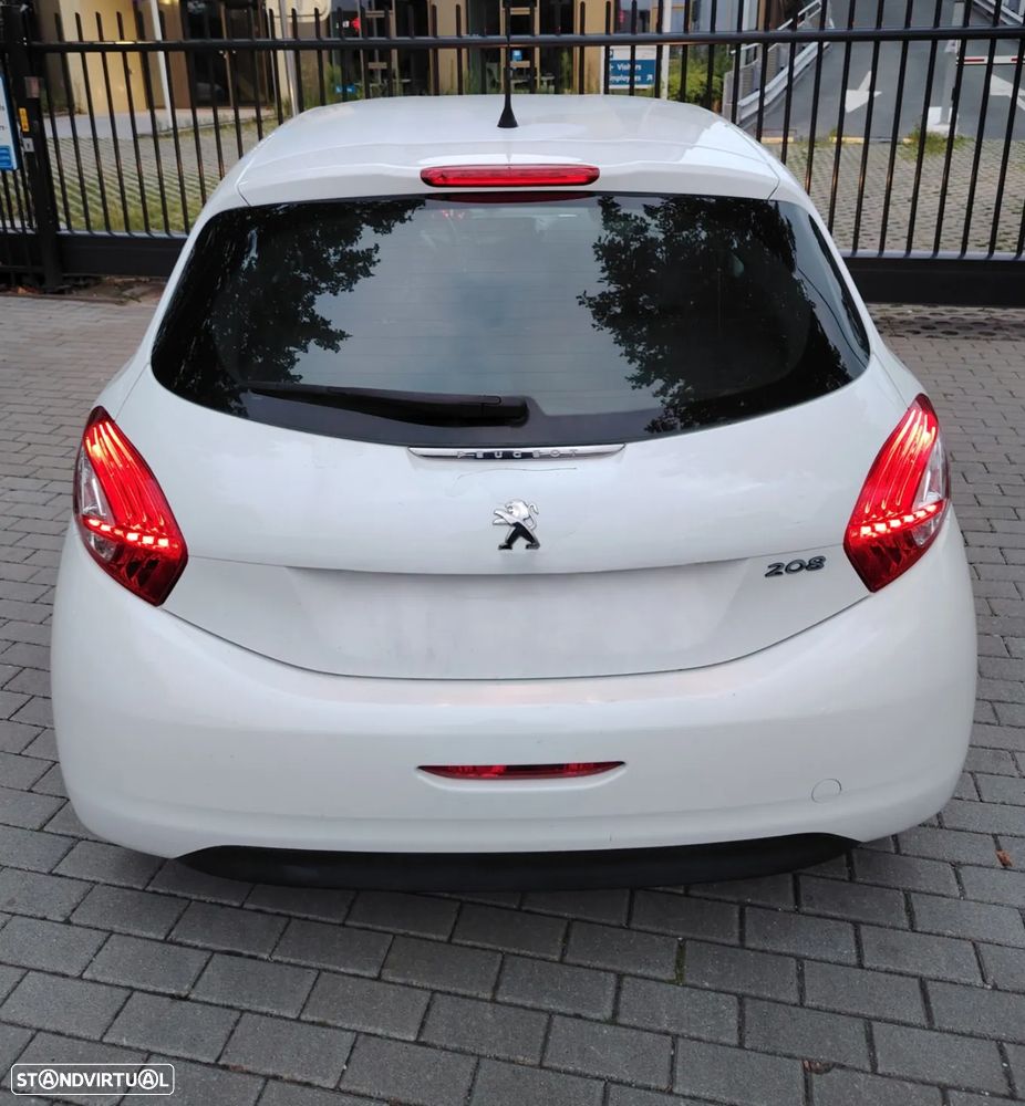 Peugeot 208 1.4 HDi - 2
