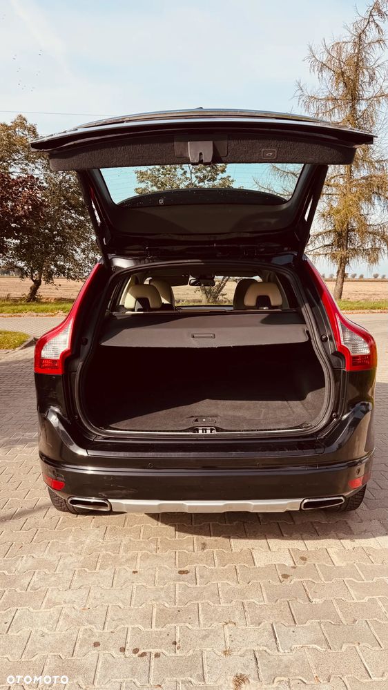 Volvo XC 60 2.4D AWD Momentum - 7