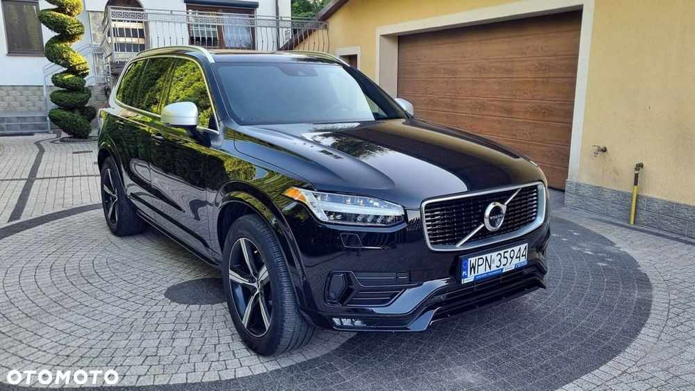 Volvo XC 90 - 8