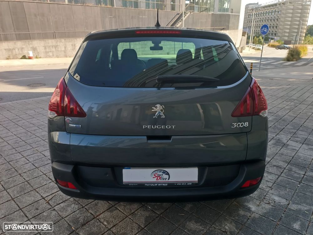 Peugeot 3008 1.6 BlueHDi Style EAT6 - 9