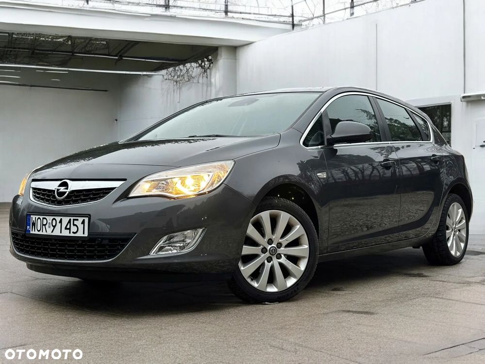 Opel Astra 1.4 T Cosmo - 6