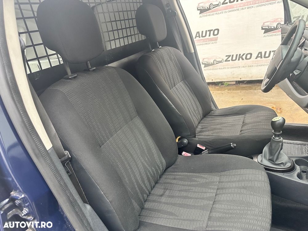 Dacia Duster 1.5 dCi 4x4 Laureate - 10