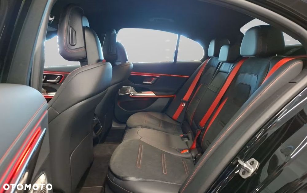 Mercedes-Benz Klasa E AMG 53 4Matic+ AMG SPEEDSHIFT TCT 9G - 9