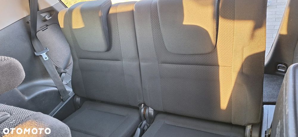 Toyota Corolla Verso 1.8 Sol 7os - 20