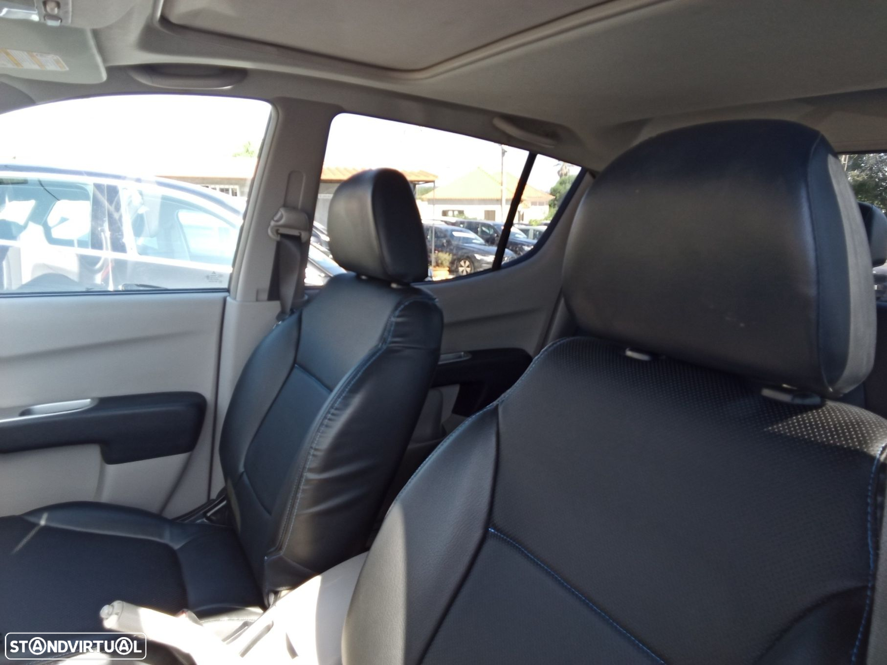 Mitsubishi L200 - 23