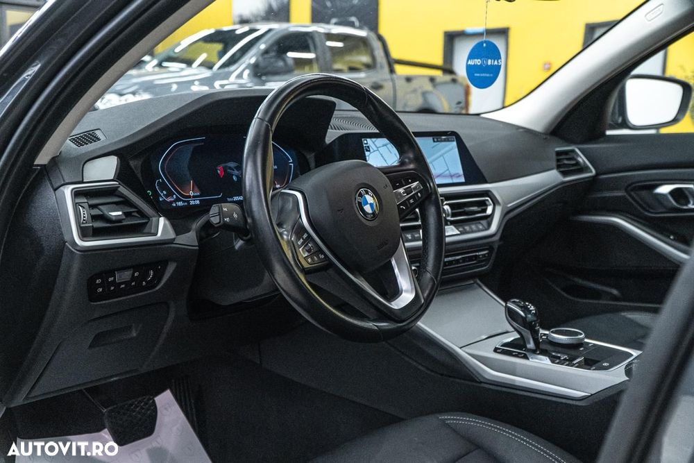 BMW Seria 3 320i Aut. Sport Line - 6