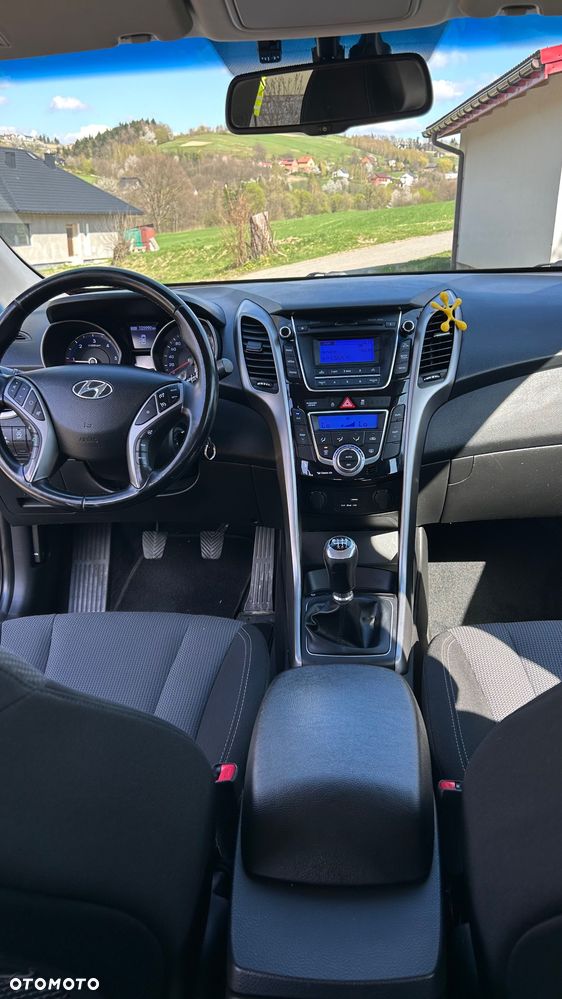Hyundai i30 blue 1.6 CRDi Classic - 11