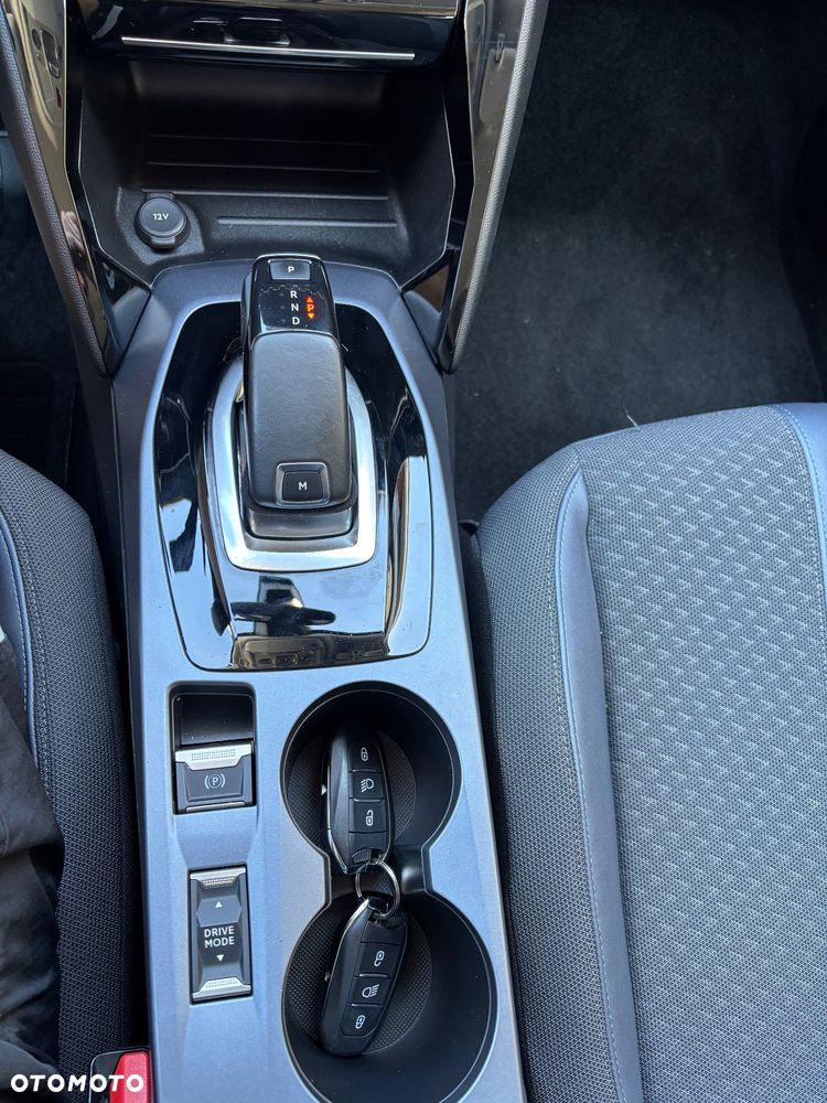 Peugeot 2008 PureTech 130 EAT8 Allure - 20