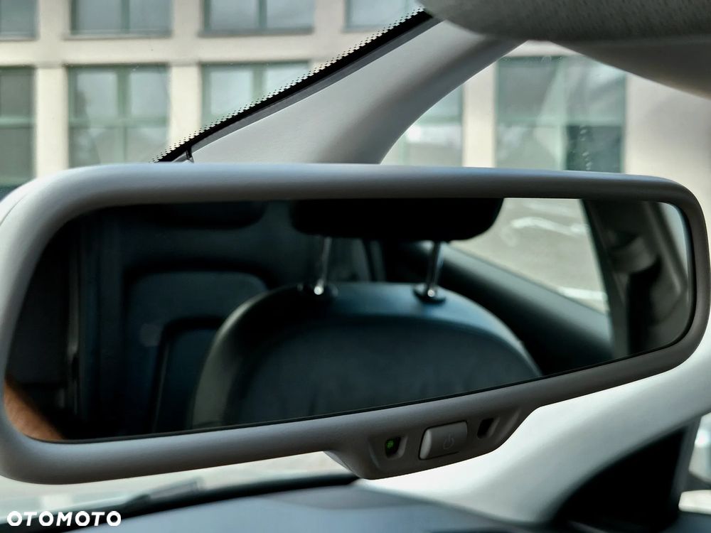 Audi A4 Avant 2.0 TDI 120g DPF Ambiente - 35