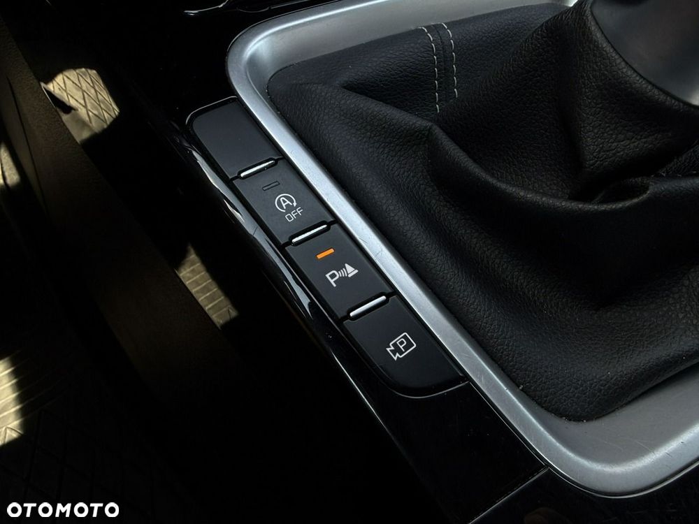 Kia ProCeed 1.5 T-GDI GT Line - 27