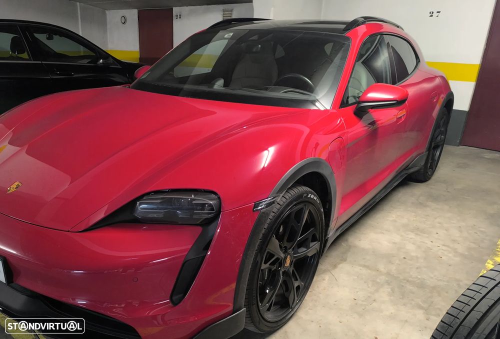 Porsche Taycan Cross Turismo 4 - 1