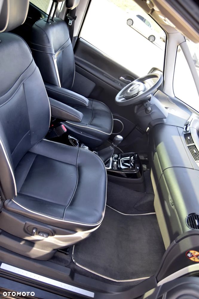 Renault Grand Espace 2.0 dCi FAP Initiale - 21