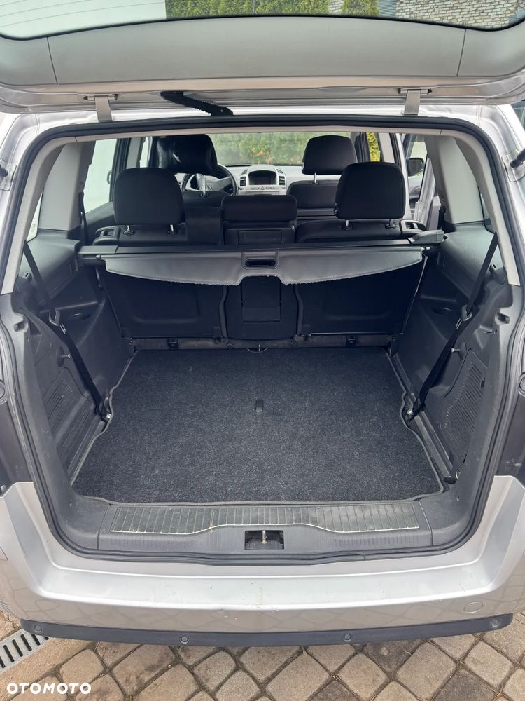 Opel Zafira - 30