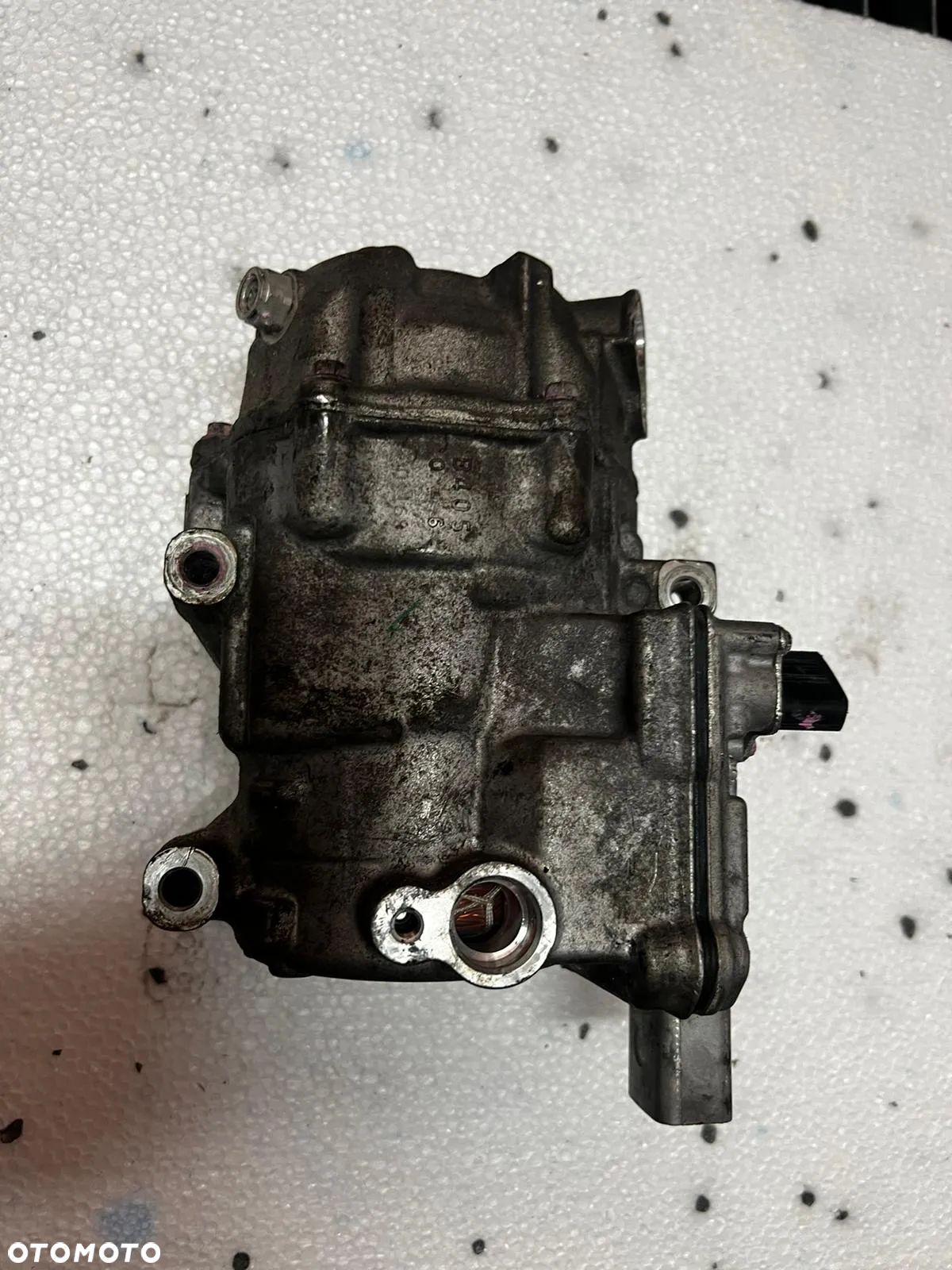 SPRĘŻARKA KLIMATYZACJI LEXUS RX450H 042200-0221 GWARANCJA FV - 1