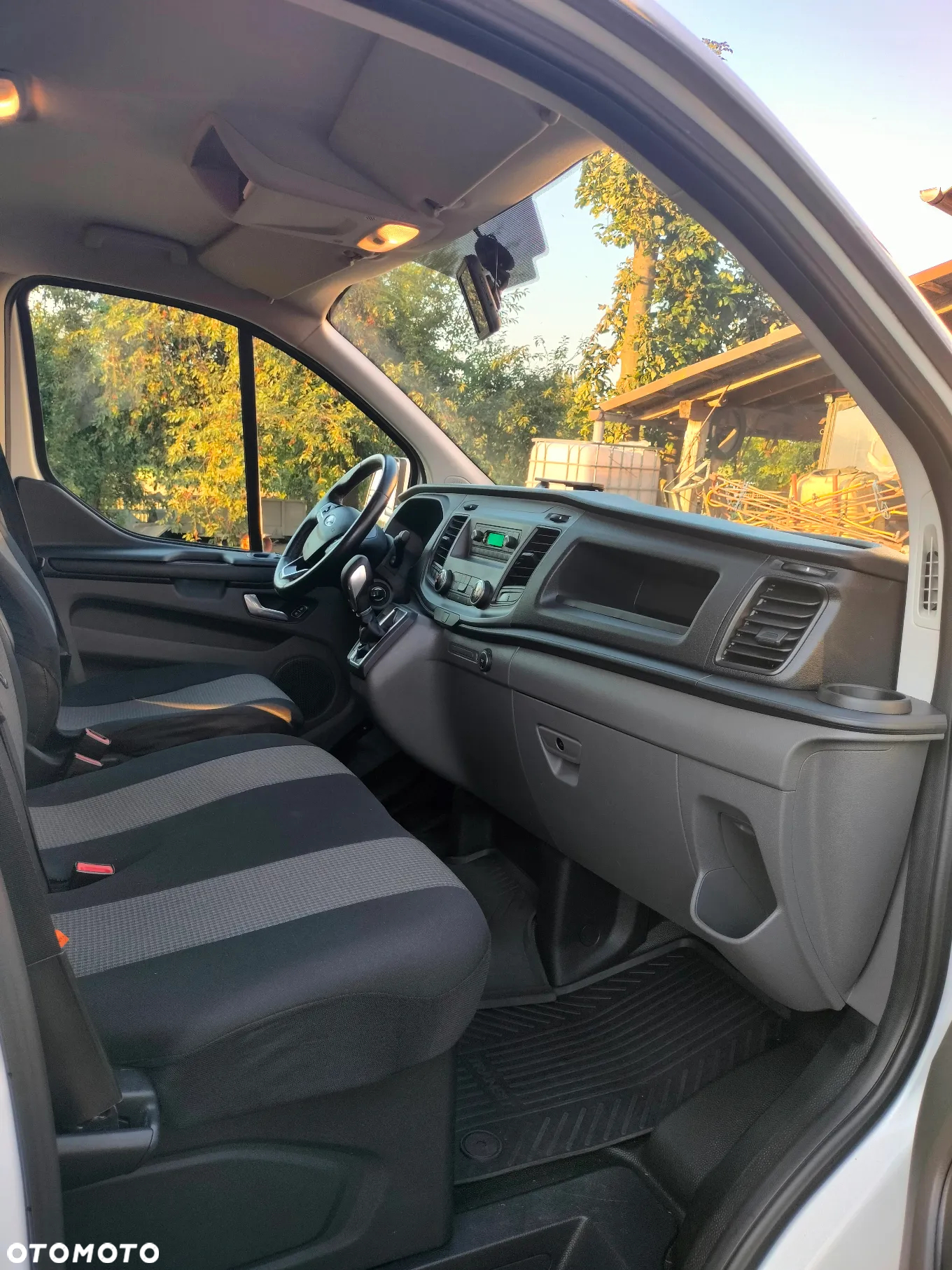 Ford transit custom - 10
