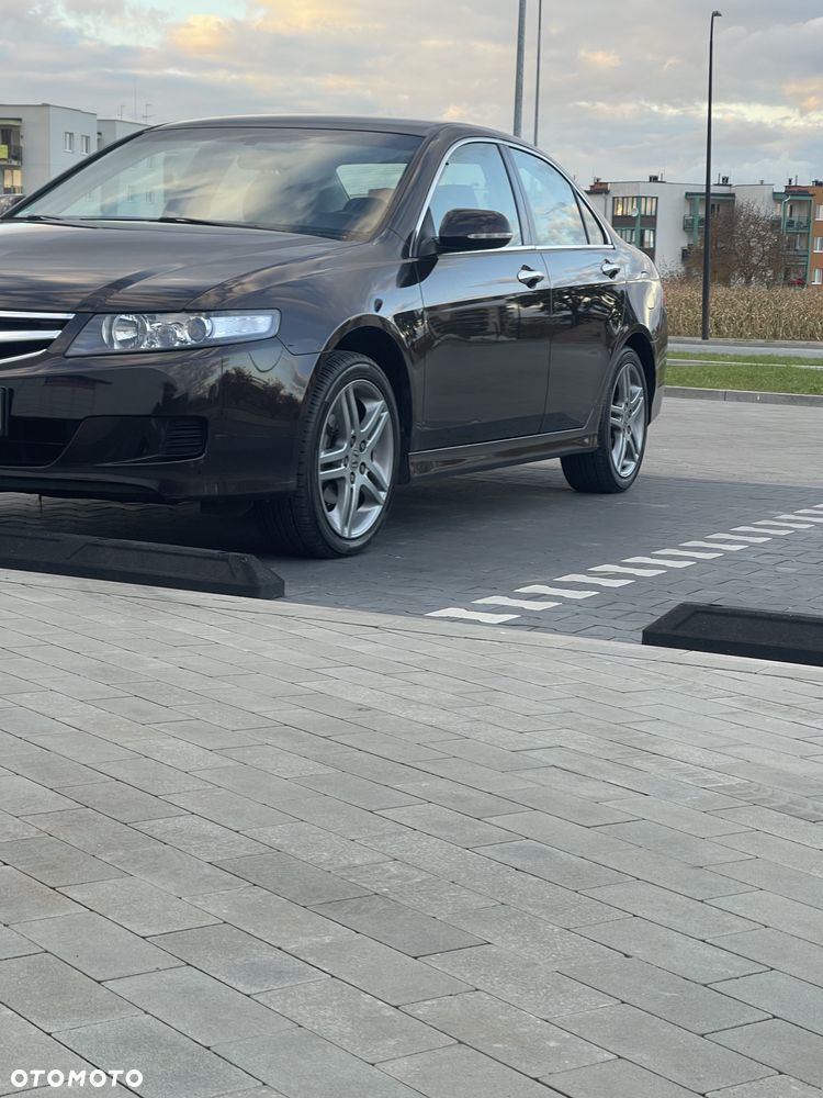 Honda Accord 2.0 i Comfort - 23