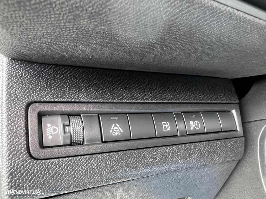 Peugeot 3008 1.6 Hybrid Allure Pack e-EAT8 - 18