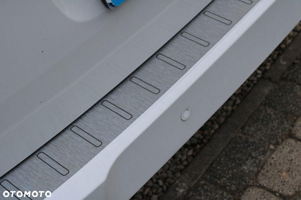 Ford Tourneo Connect - 13