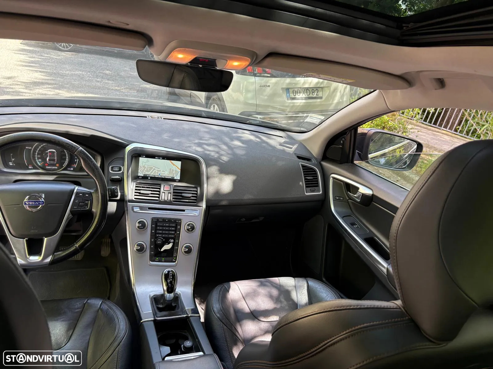 Volvo XC 60 2.4 D5 Summum Geattronic - 12