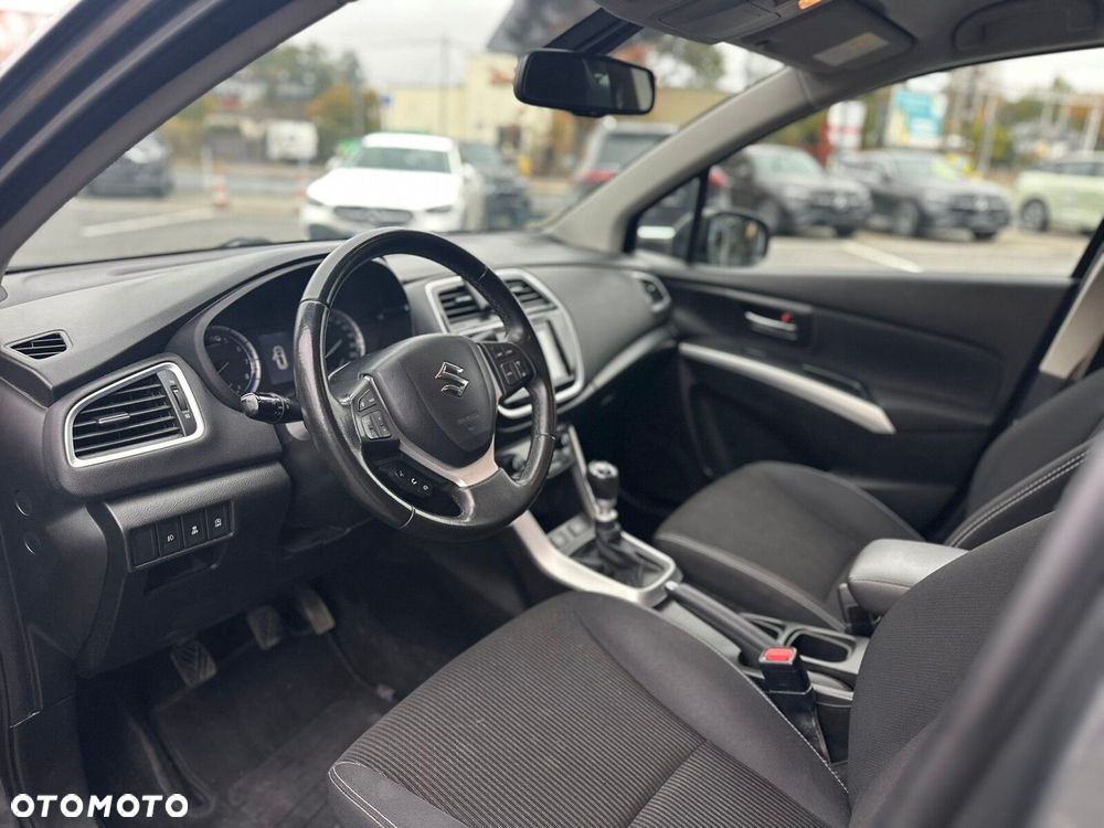 Suzuki SX4 - 10