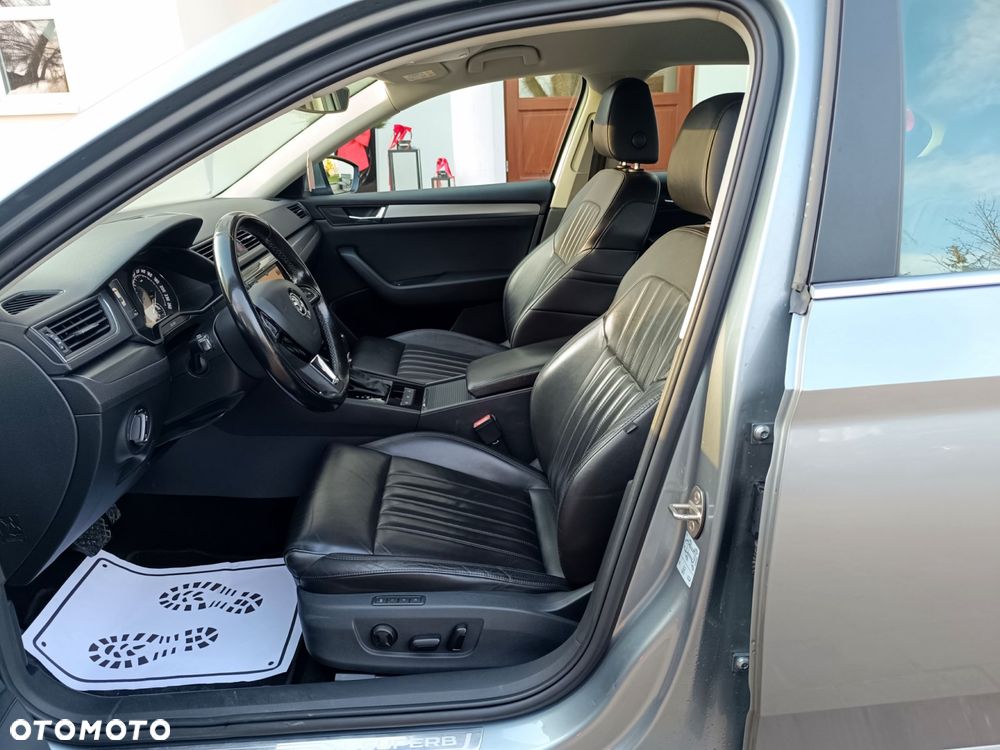 Skoda Superb 1.4 TSI ACT DSG Ambition - 24