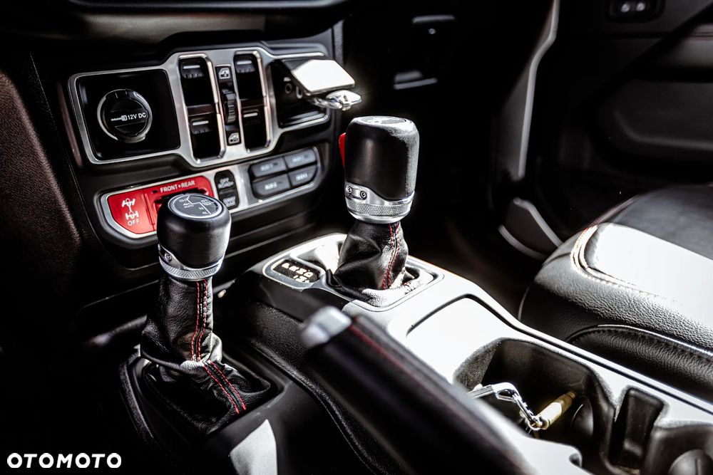 Jeep Wrangler - 39