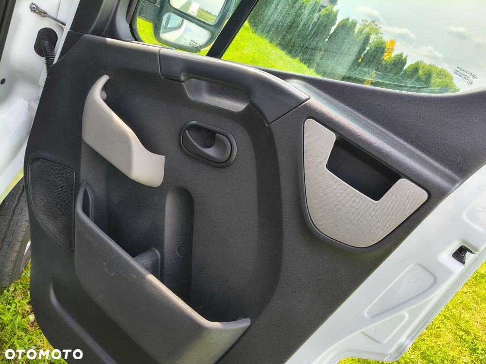 Renault Master Doka, brygadówka L3 - 6