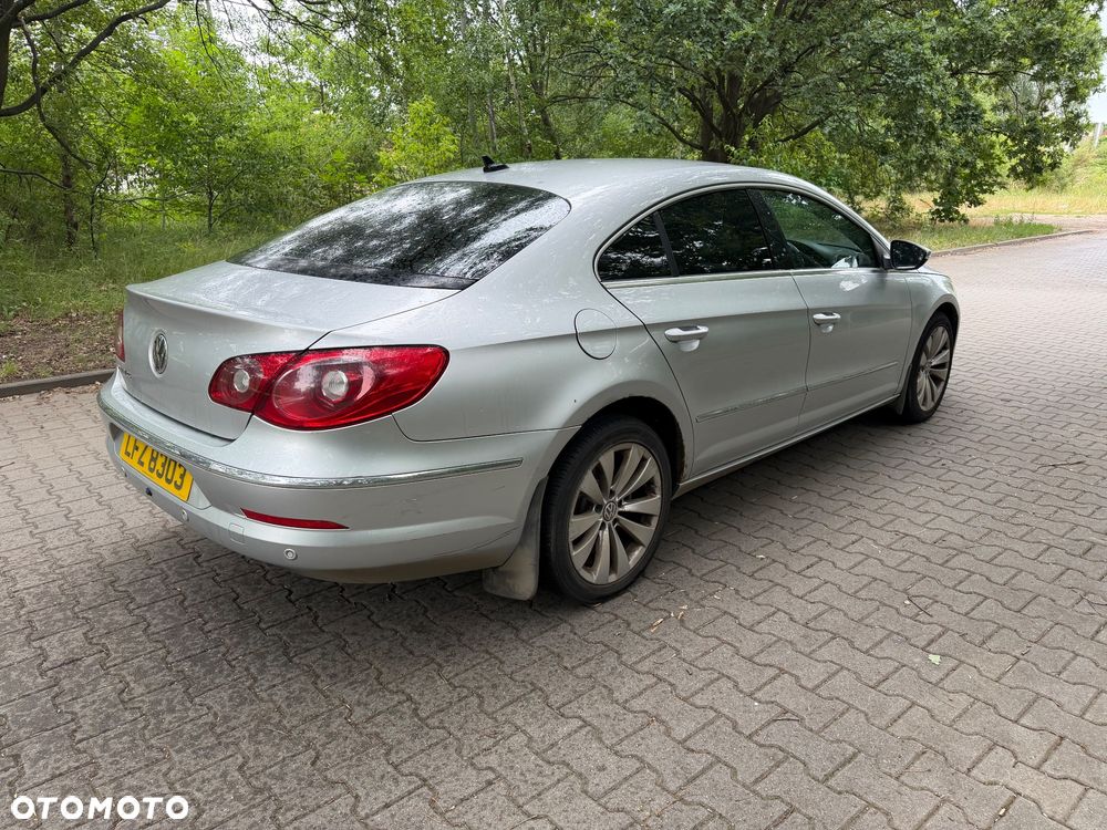 Volkswagen Passat CC 2.0 TDI DSG - 4