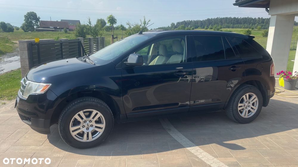 Ford Edge - 9