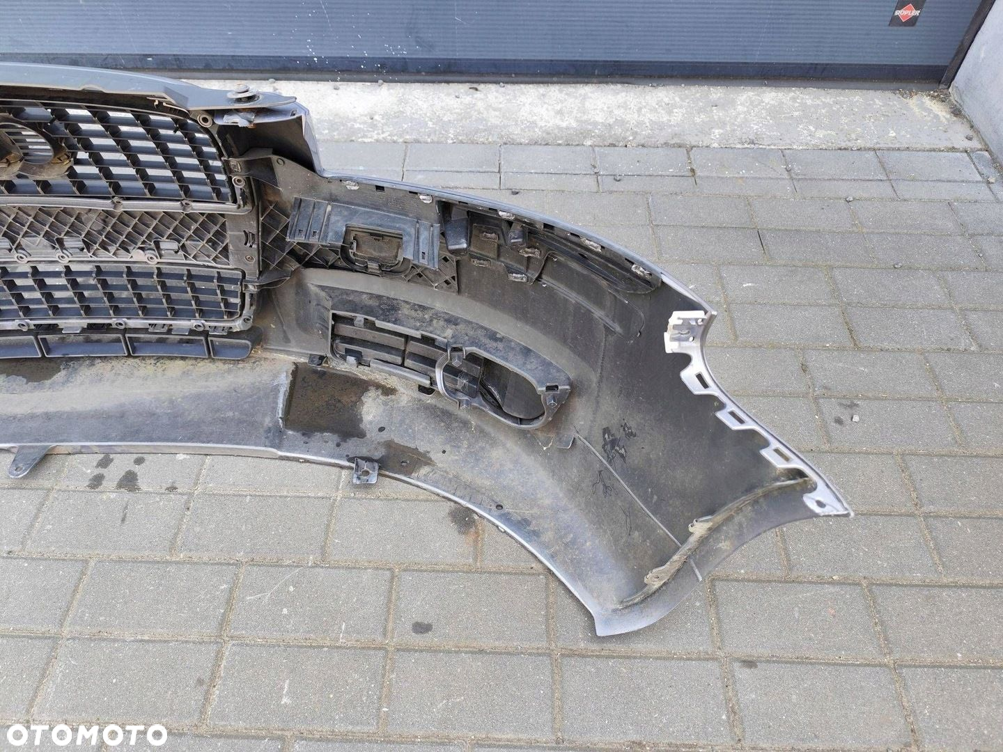 AUDI A3 8P 05-08 - ZDERZAK PRZÓD LY7H - 8