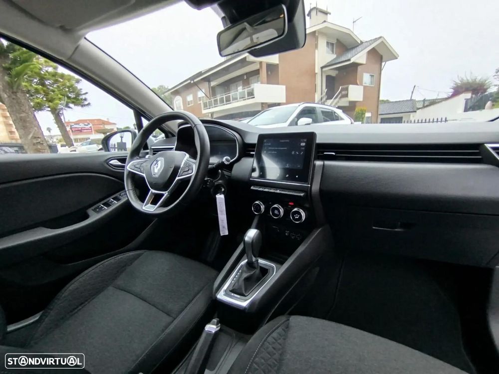 Renault Clio 1.6 E-Tech Full Hybrid Techno - 27