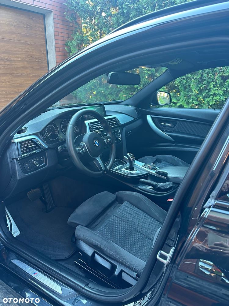 BMW Seria 3 330d xDrive M Sport - 19