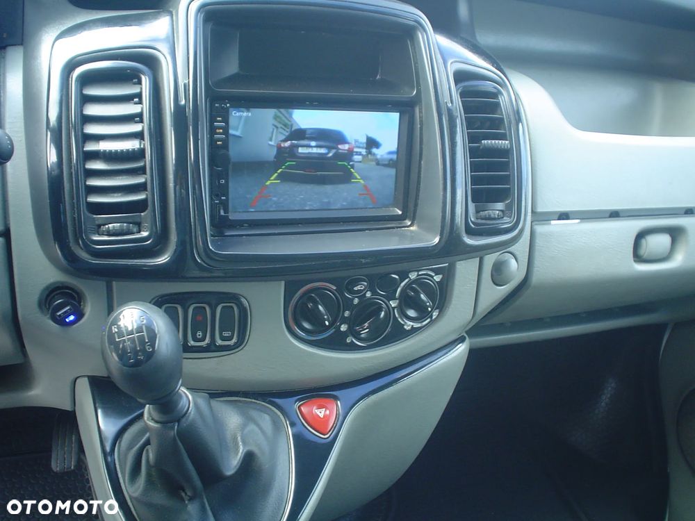 Renault TRAFIC - 18