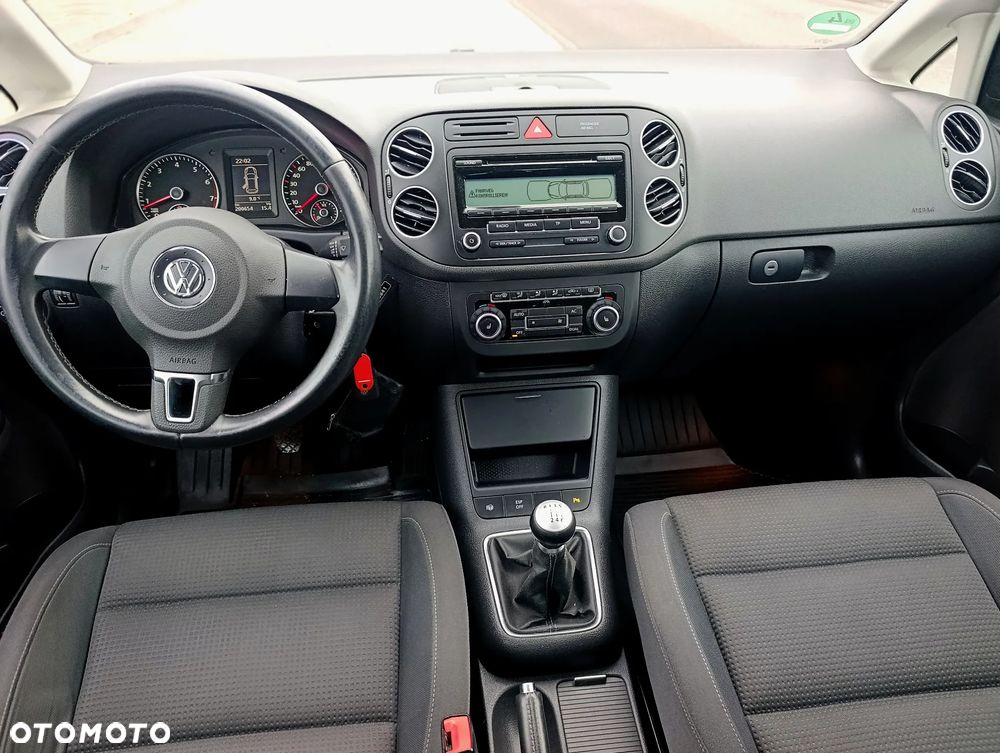 Volkswagen Golf Plus - 9