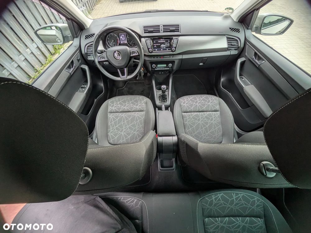 Skoda Fabia - 14