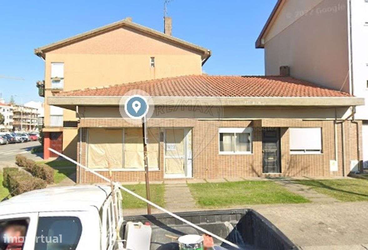 Moradia T2 para venda - Grande imagem: 2/16