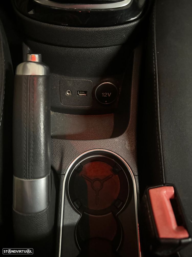 Ford Fiesta 1.0 T EcoBoost Titanium - 22