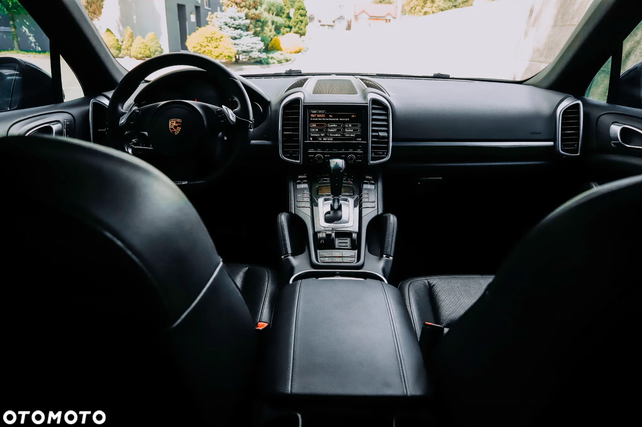 Porsche Cayenne S - 16