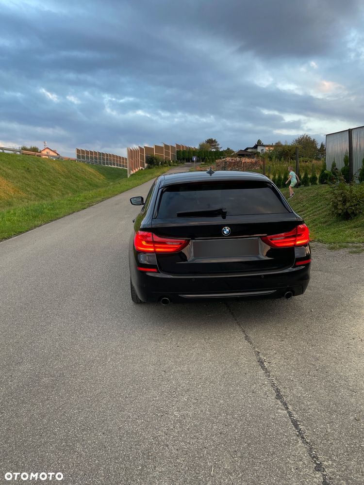 BMW Seria 5 520d xDrive - 35