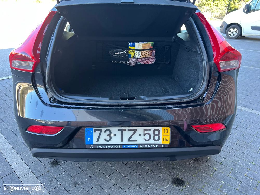 Volvo V40 D2 Momentum - 8