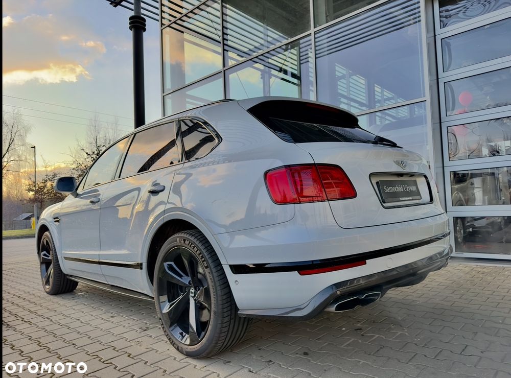 Bentley Bentayga - 25