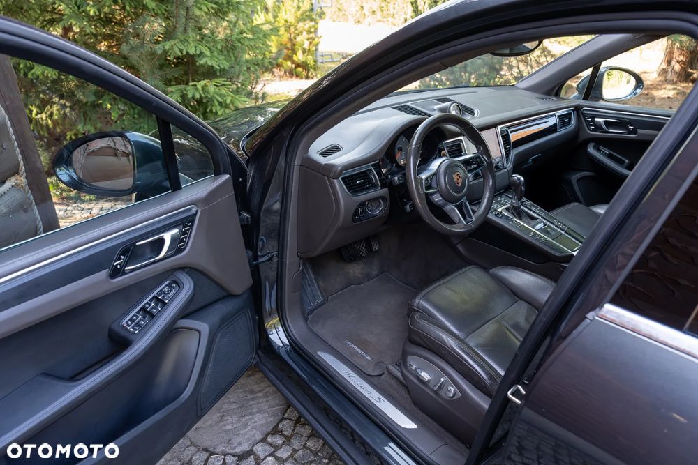 Porsche Macan - 22