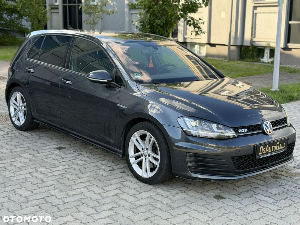 Volkswagen Golf - 7